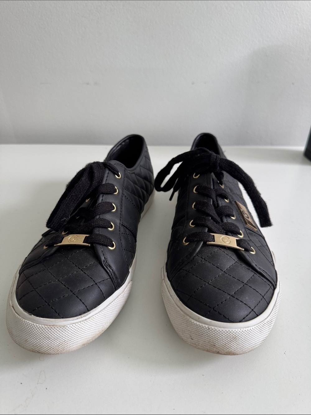Guess Black Quilted Sneakers Gold Hardware Sz 8 Platform